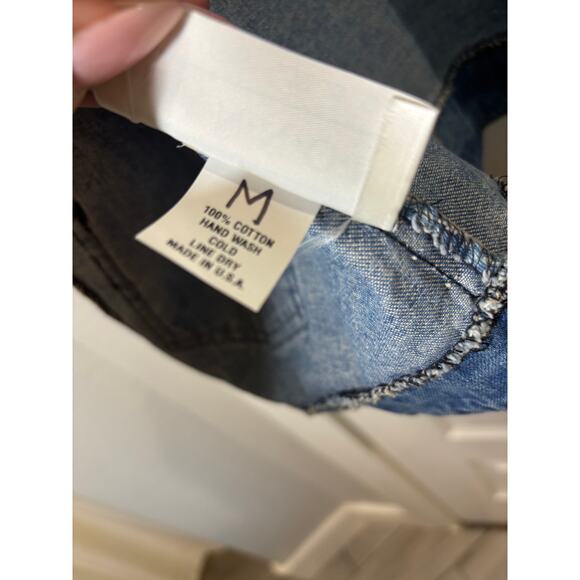 Denim Vest with Silver Accents - VINTAGE- Size Medium - Picture 7 of 7